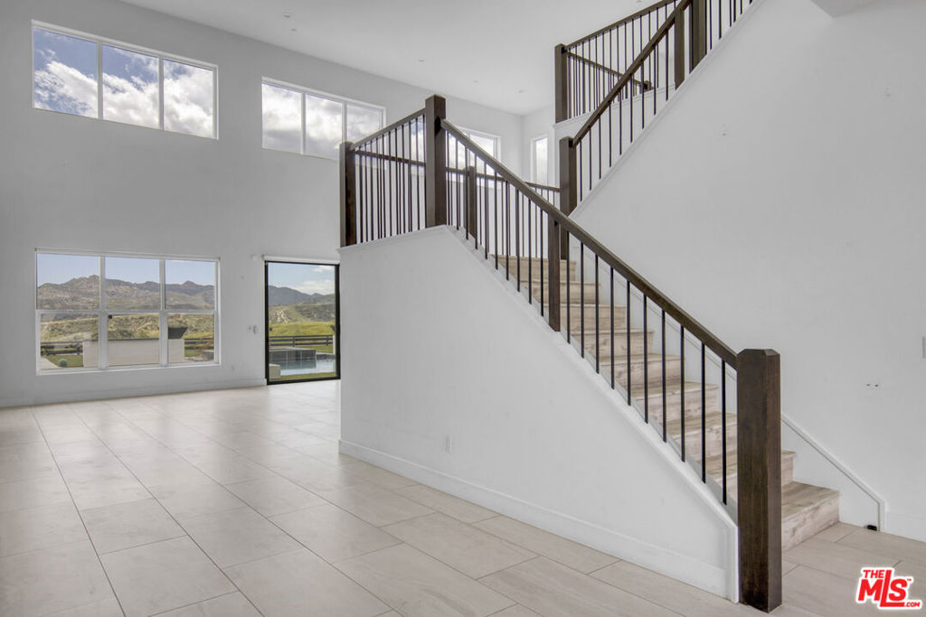 12509 N Saddle Court