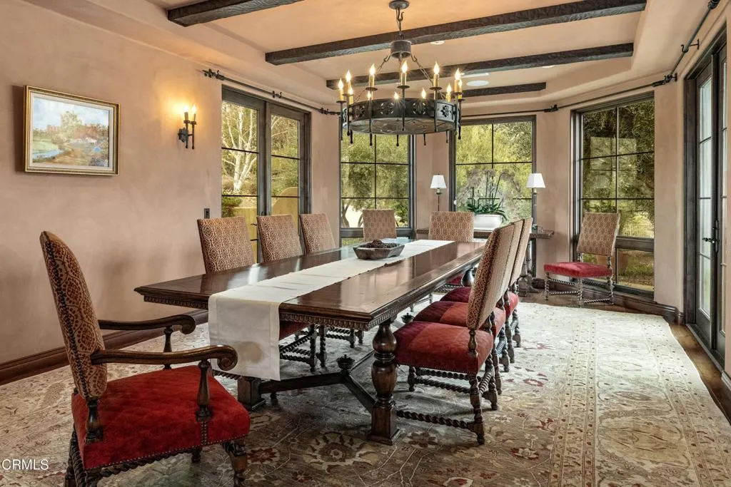 Ojai, California 93023, United States, 5 Bedrooms Bedrooms, ,6 BathroomsBathrooms,Residential,Active,108036