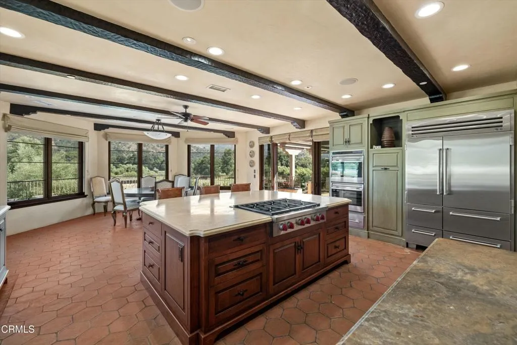 Ojai, California 93023, United States, 5 Bedrooms Bedrooms, ,6 BathroomsBathrooms,Residential,Active,108036