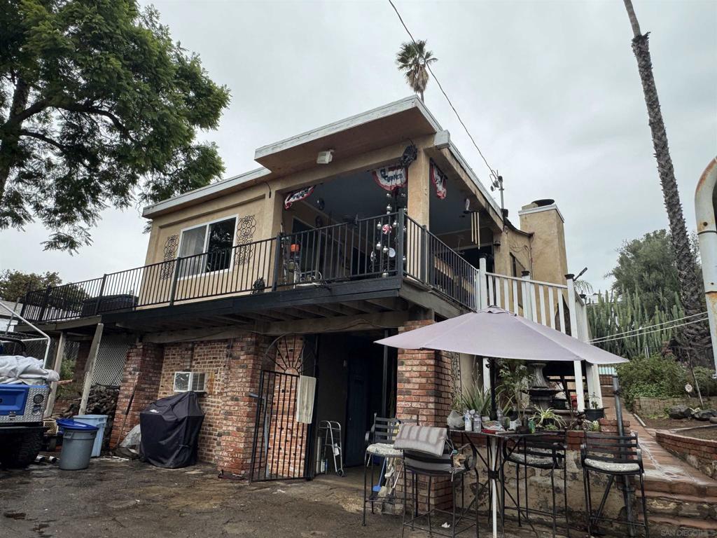 8468 Golden Ridge Rd