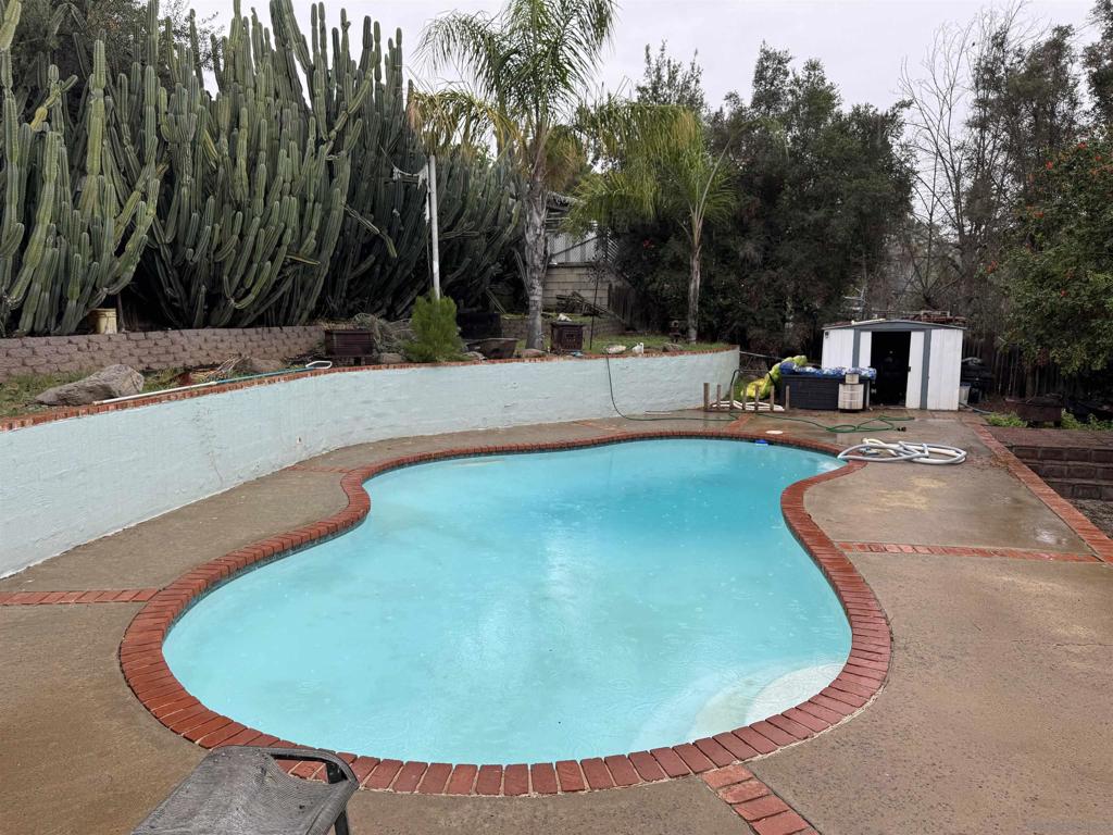 8468 Golden Ridge Rd