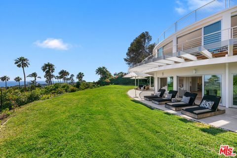 Photo of 6375 Gayton Place, Malibu, CA 90265 (MLS # 25566605)