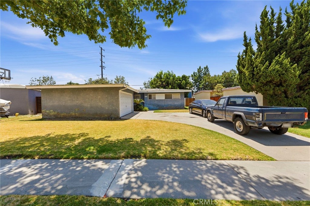 15508 Dittmar DR