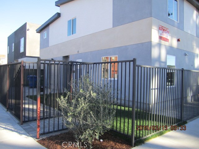 6220 Tyrone Avenue 6220 1/2