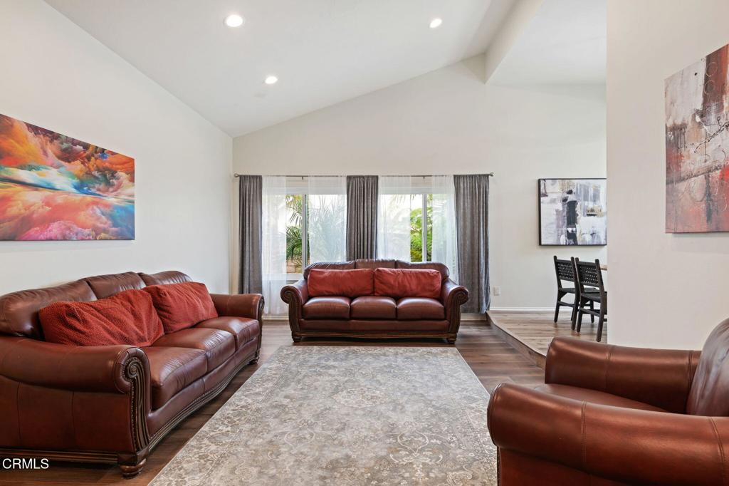 1667 Regent Street Camarillo, CA 93010