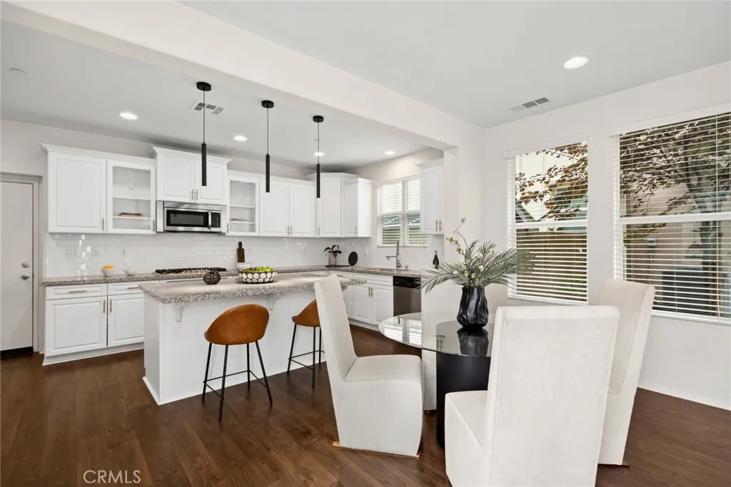 Irvine, California 92618, United States, 3 Bedrooms Bedrooms, ,3 BathroomsBathrooms,Residential,Active,149553