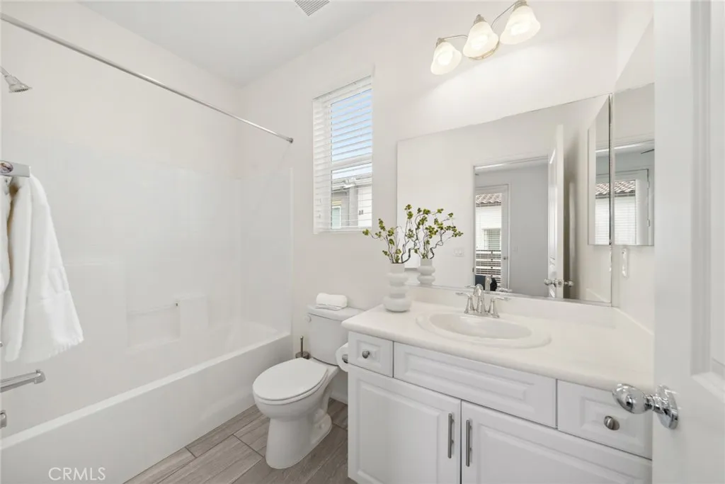 Irvine, California 92618, United States, 3 Bedrooms Bedrooms, ,3 BathroomsBathrooms,Residential,Active,149553