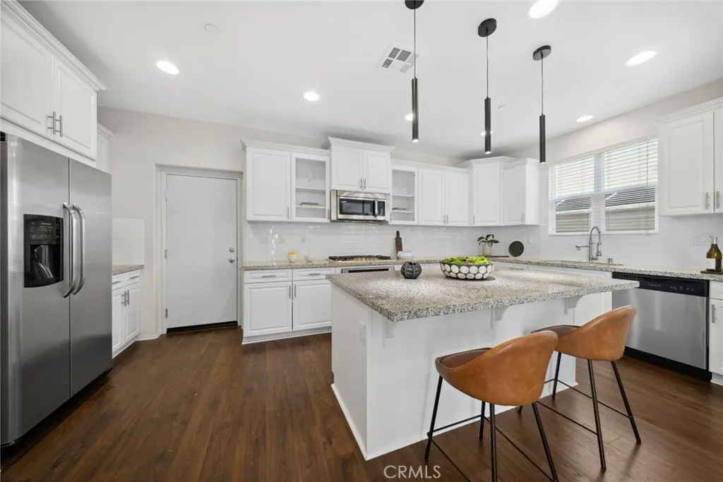 Irvine, California 92618, United States, 3 Bedrooms Bedrooms, ,3 BathroomsBathrooms,Residential,Active,149553