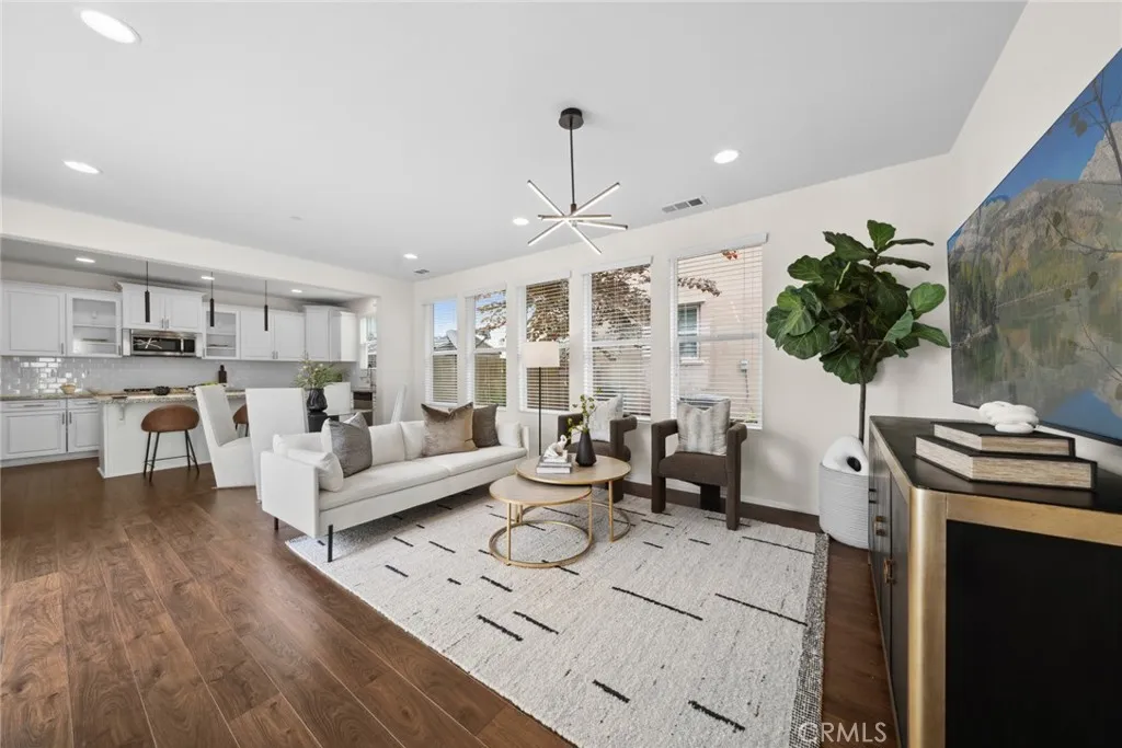 Irvine, California 92618, United States, 3 Bedrooms Bedrooms, ,3 BathroomsBathrooms,Residential,Active,149553