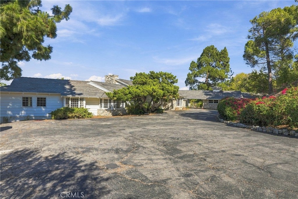 72 Saddleback Road