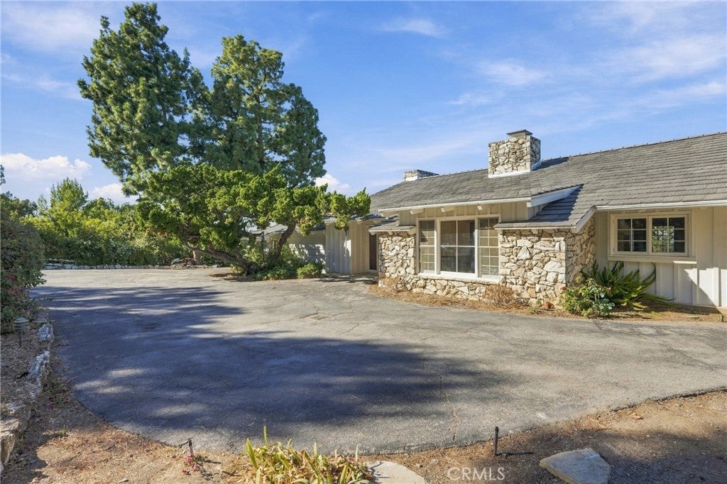 72 Saddleback Road