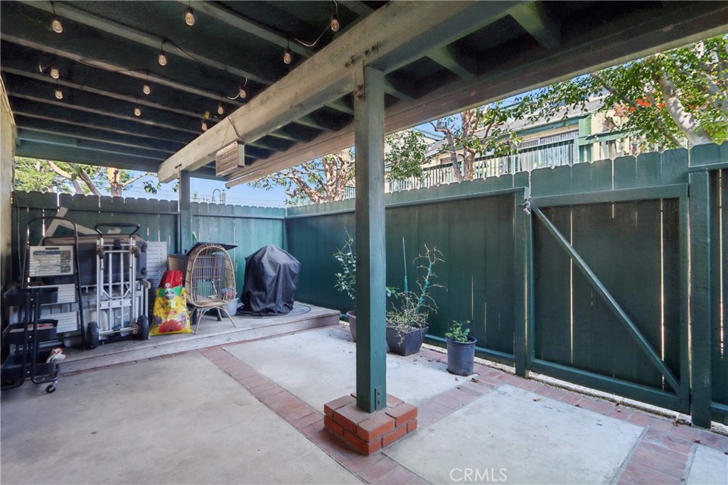 Greenhouse West - Residential