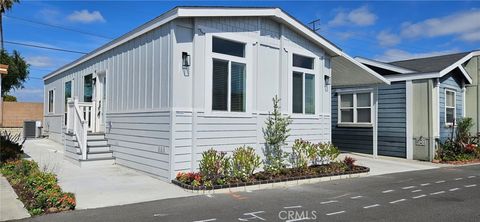 Photo of 15621 Beach Boulevard #19, Westminster, CA 92683 (MLS # OC26092641)