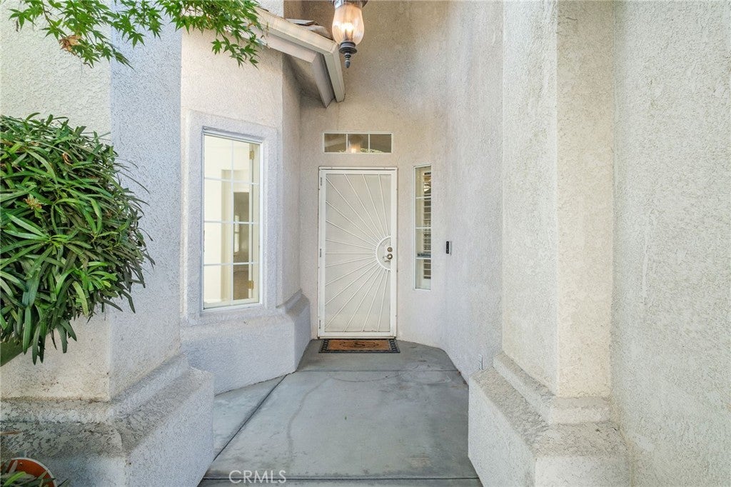 4515 W Oswego