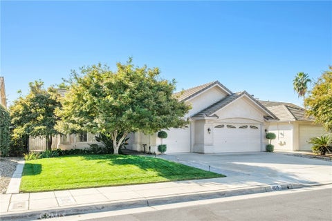 Photo of 4515 W Oswego AVE, Fresno, CA 93722 (MLS # FR26234529)