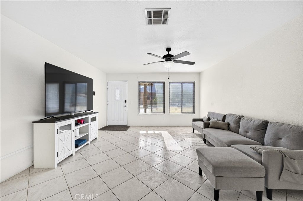 53485 Avenida Alvarado