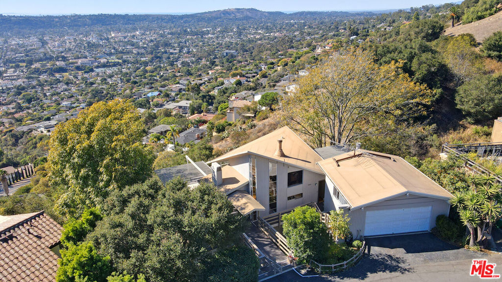 395 Loma Media Road