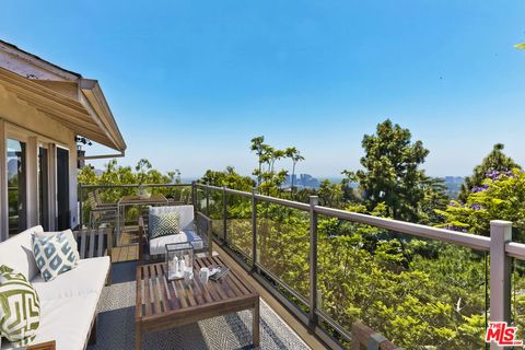 Photo of 9354 Claircrest Drive, Beverly Hills, CA 90210 (MLS # 25559063)