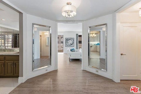 Photo of 10550 Wilshire Boulevard #501, Los Angeles, CA 90024 (MLS # 26992251)