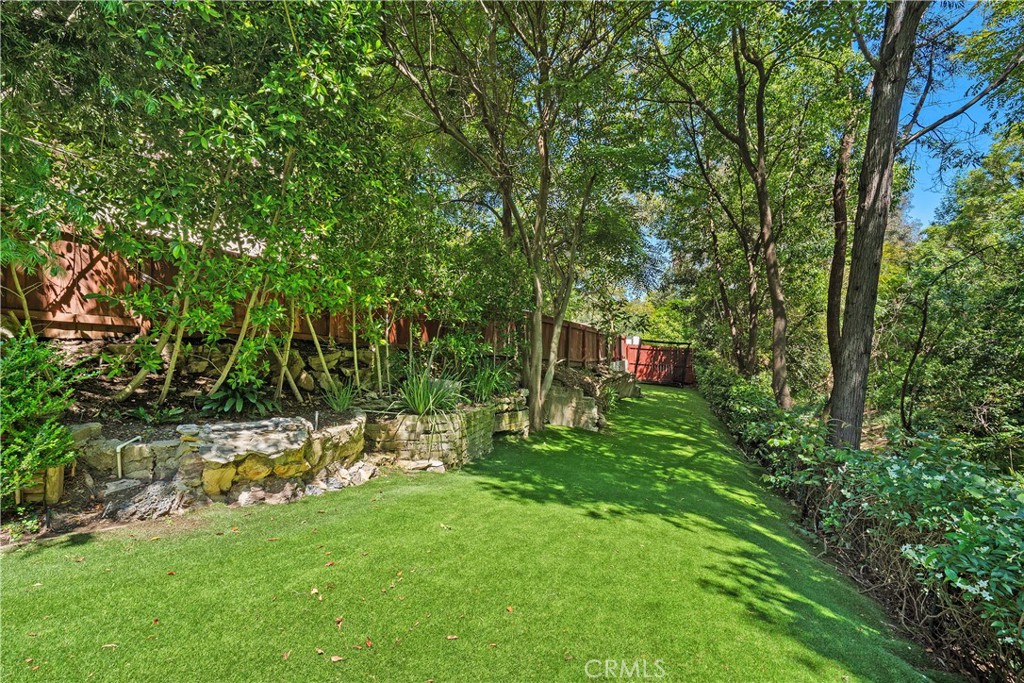 7670 Woodrow Wilson Drive