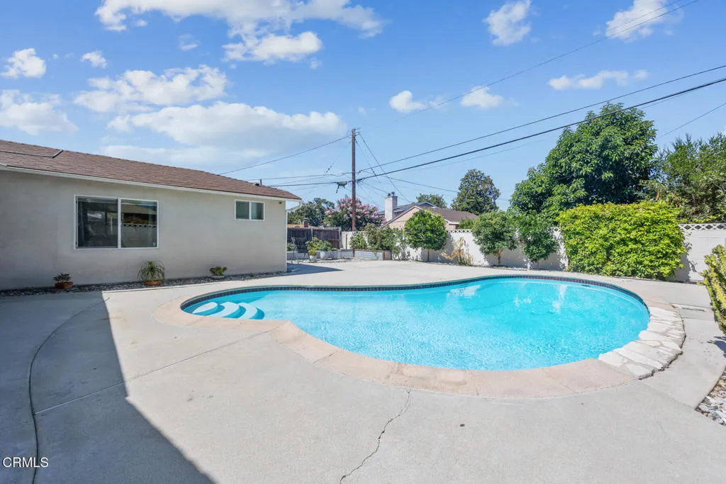 Azusa, California 91702, United States, 3 Bedrooms Bedrooms, ,2 BathroomsBathrooms,Residential,Active,168511