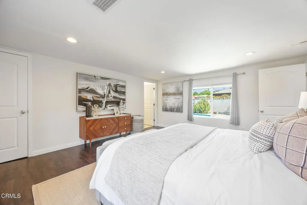 Azusa, California 91702, United States, 3 Bedrooms Bedrooms, ,2 BathroomsBathrooms,Residential,Active,168511