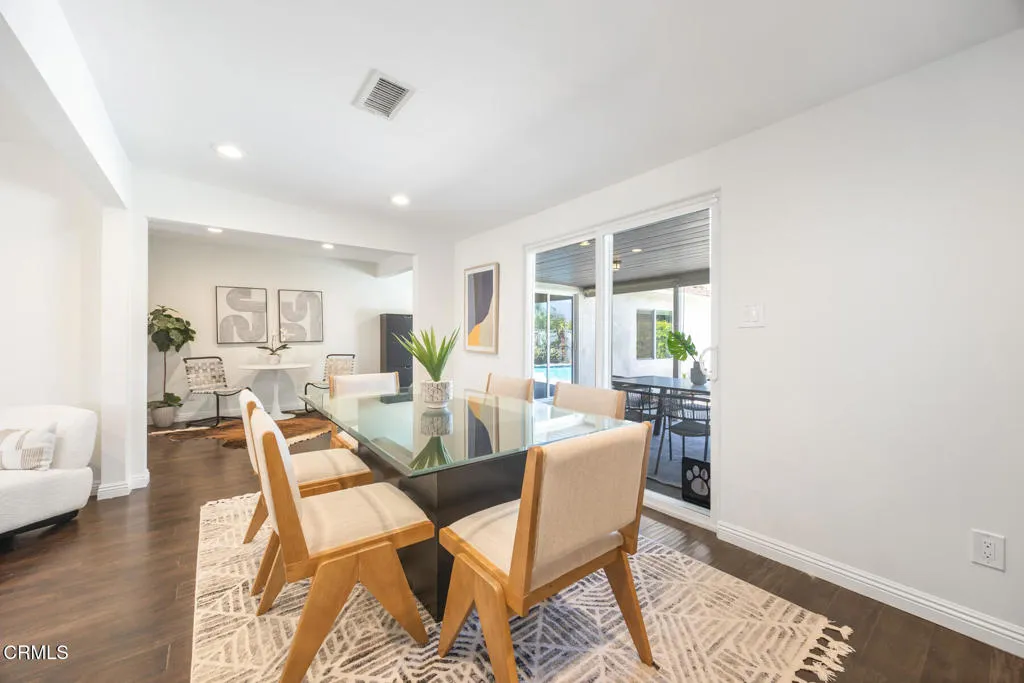 Azusa, California 91702, United States, 3 Bedrooms Bedrooms, ,2 BathroomsBathrooms,Residential,Active,168511