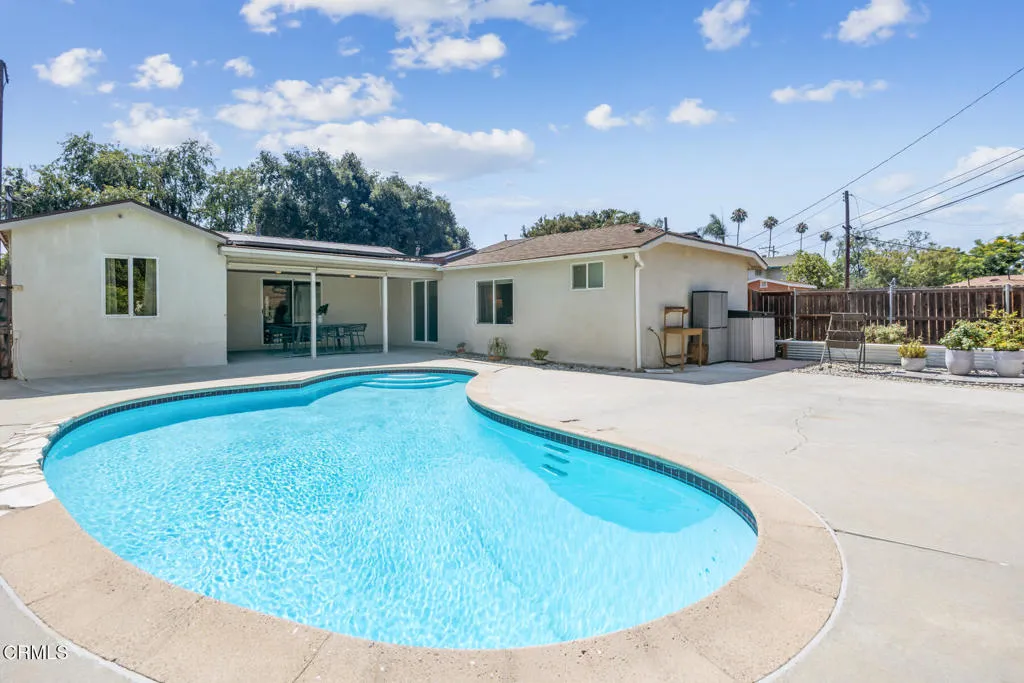 Azusa, California 91702, United States, 3 Bedrooms Bedrooms, ,2 BathroomsBathrooms,Residential,Active,168511