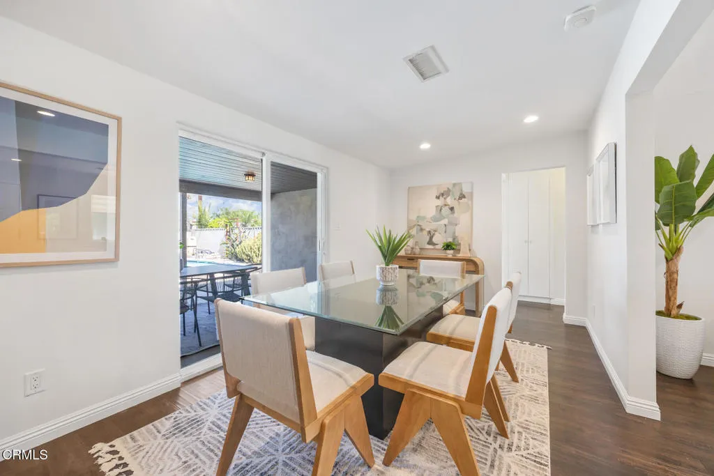 Azusa, California 91702, United States, 3 Bedrooms Bedrooms, ,2 BathroomsBathrooms,Residential,Active,168511