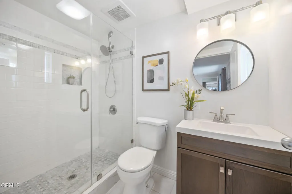 Azusa, California 91702, United States, 3 Bedrooms Bedrooms, ,2 BathroomsBathrooms,Residential,Active,168511