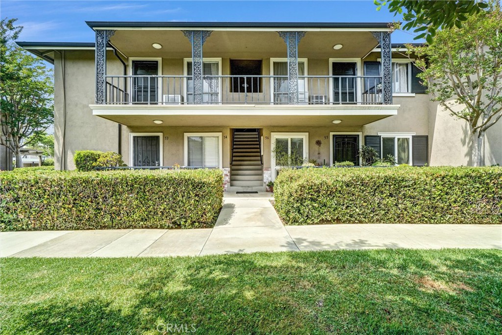 660 S Glassell Street 54