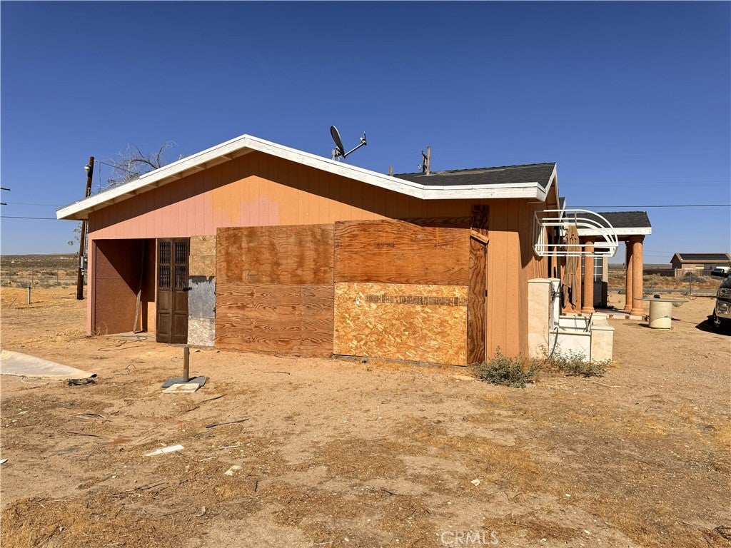 13861 E Avenue G6