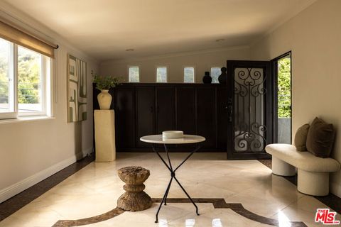 2300 benedict canyon drive beverly hills ca 90210