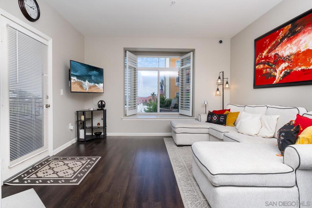 2400 5th Ave 236