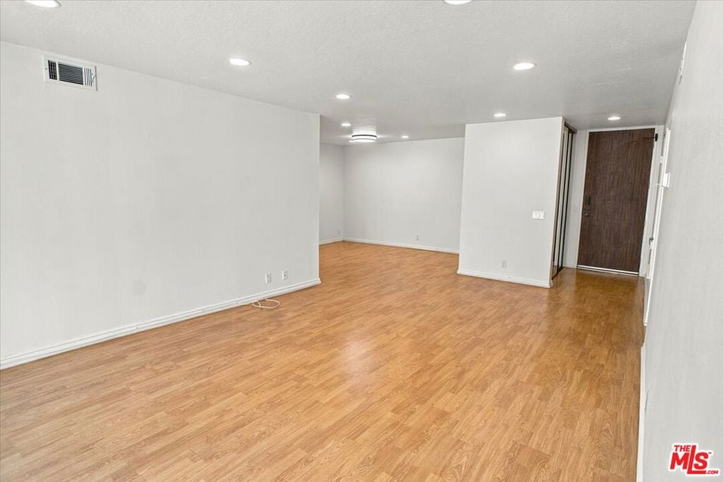 750 S Spaulding Avenue 107