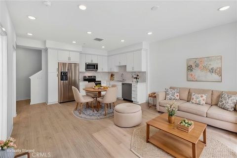Photo of 728 Tropicana Place, Covina, CA 91723 (MLS # OC26131221)