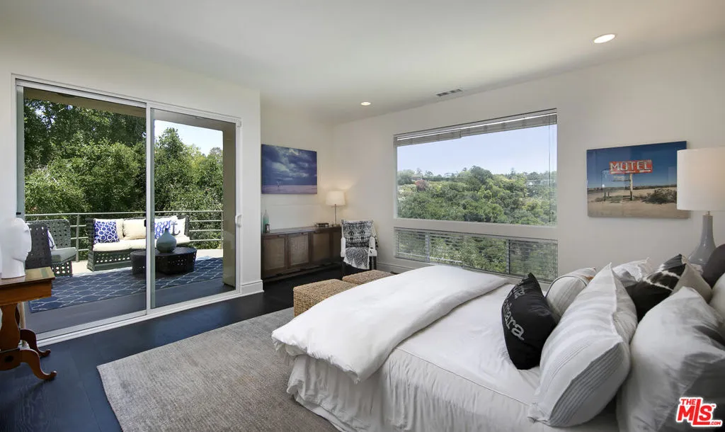 Santa Barbara, California 93103, United States, 3 Bedrooms Bedrooms, ,6 BathroomsBathrooms,Residential,Active,117908