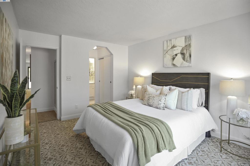 DANVILLE - Residential