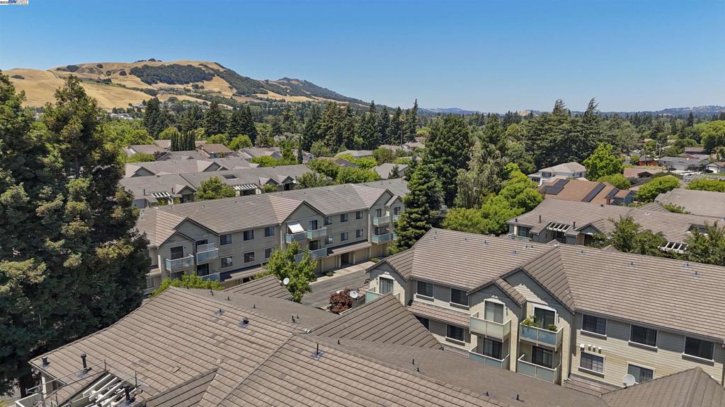 DANVILLE - Residential