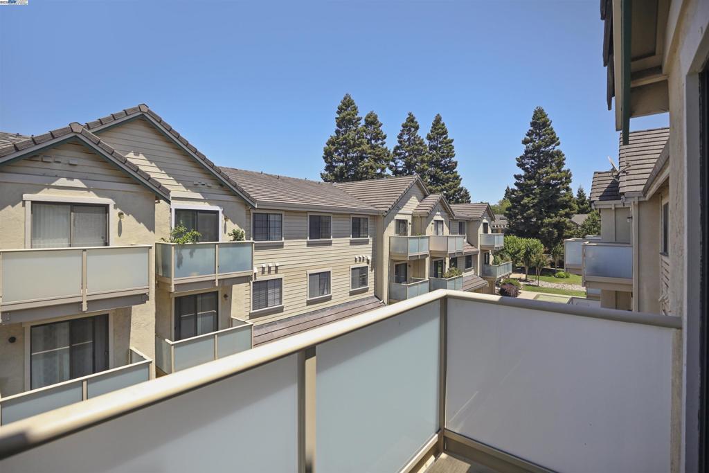 DANVILLE - Residential