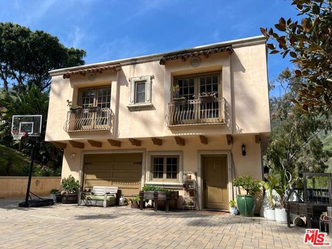28247 Via Acero Street Malibu CA 90265