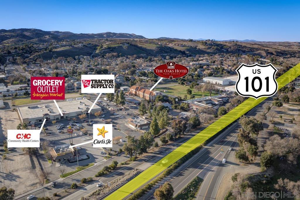 1144 Black Oak Dr