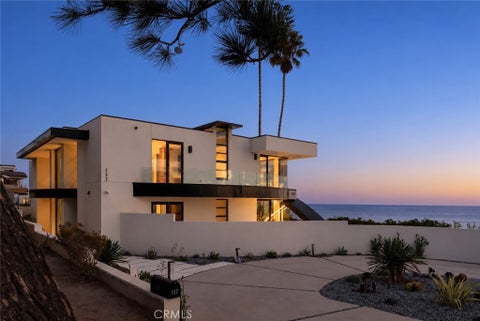 Photo of 117 6th ST, Del Mar, CA 92014 (MLS # OC26197253)