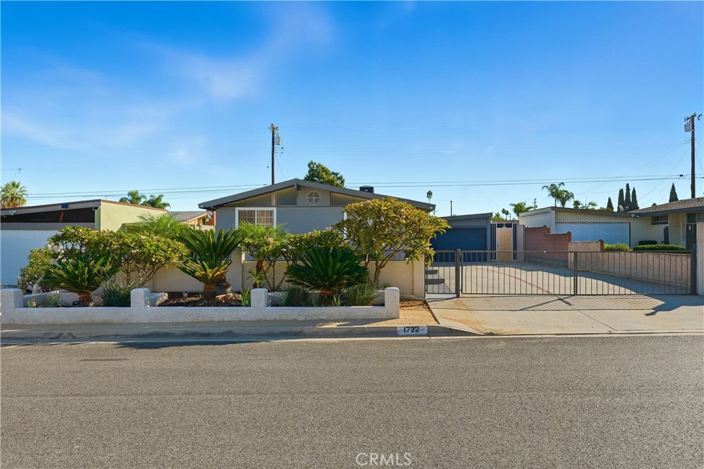 1722 Armington Avenue