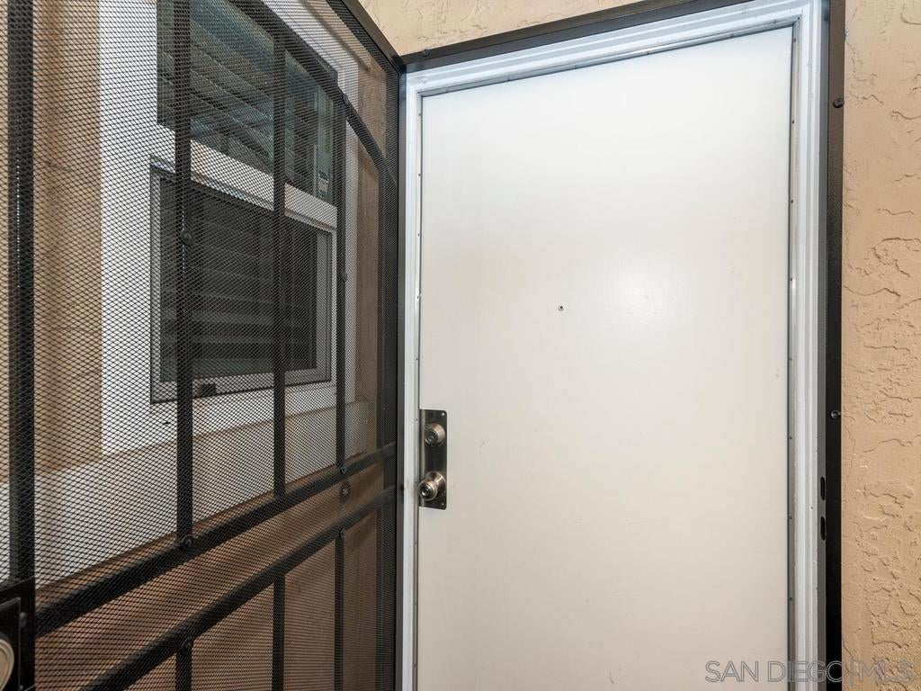 475 N Midway Dr 255