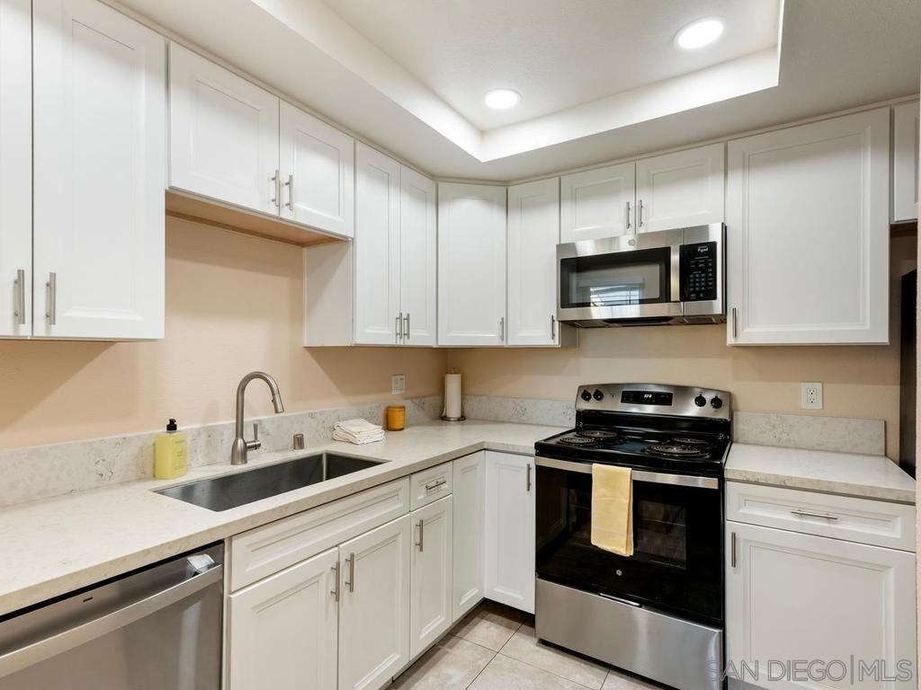 475 N Midway Dr 255