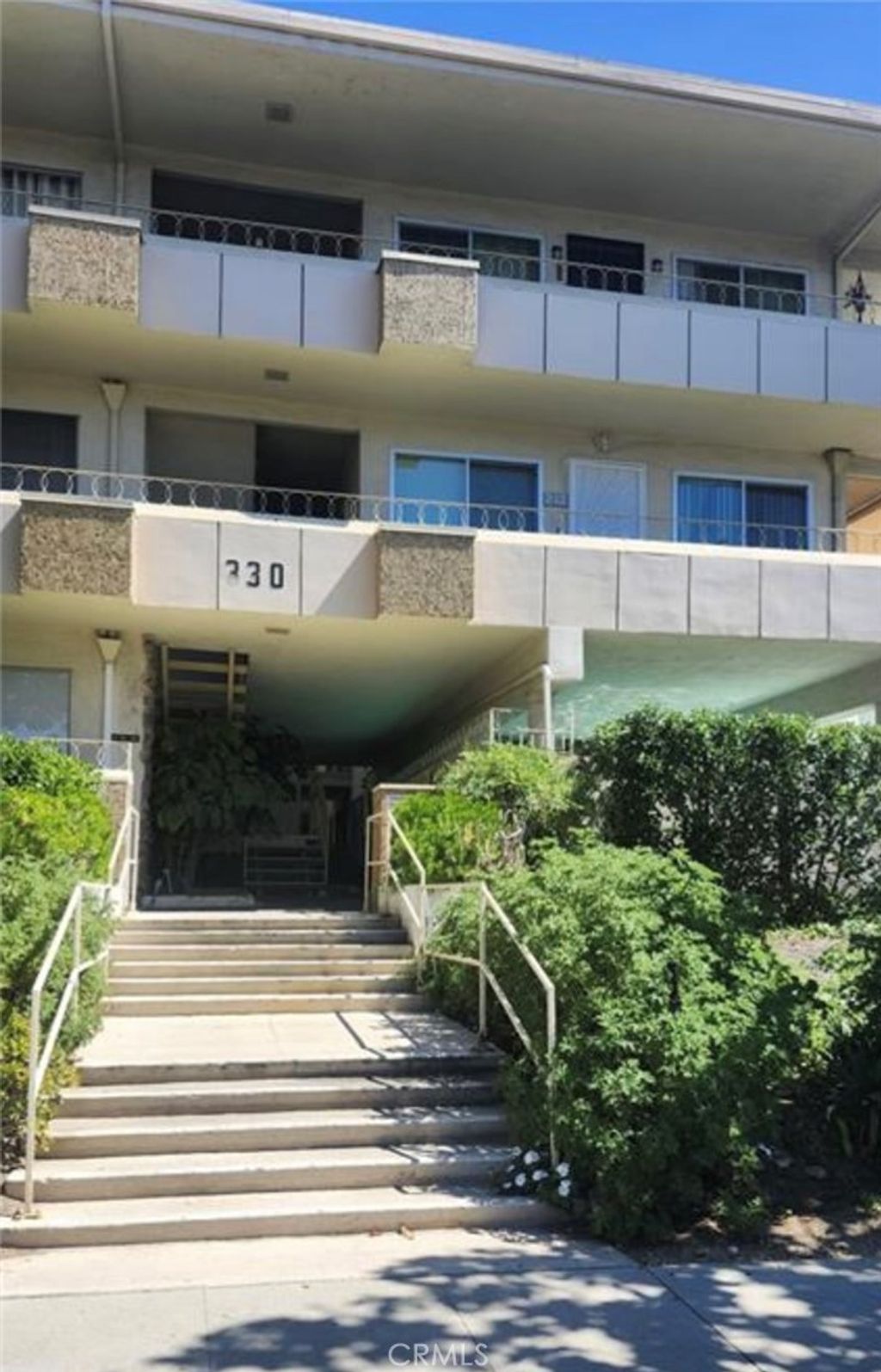 Photo of 330 N Howard Street #212, Glendale, CA 91206 (MLS # GD26039099)