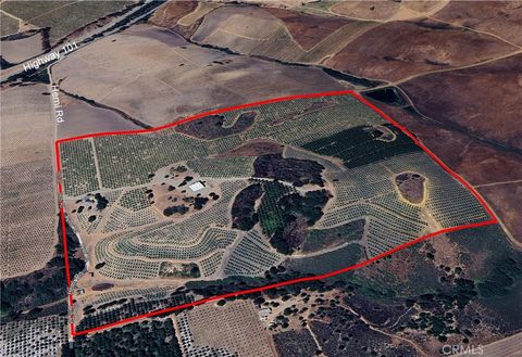 Photo of 370 Hemi Rd, Arroyo Grande, CA 93420 (MLS # SC26056166)