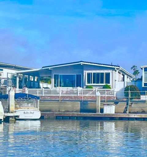 Photo of 25 Saratoga, Newport Beach, CA 92660 (MLS # NP26032115)