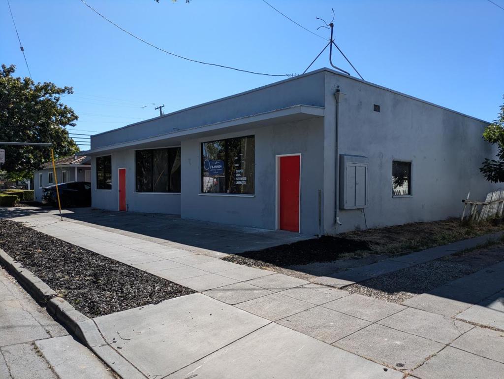 194 S 24 Street